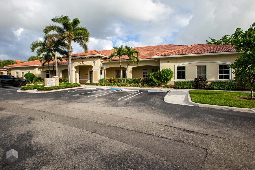 Primary Photo Of 5451 N University Dr, Coral Springs Medical For Sale