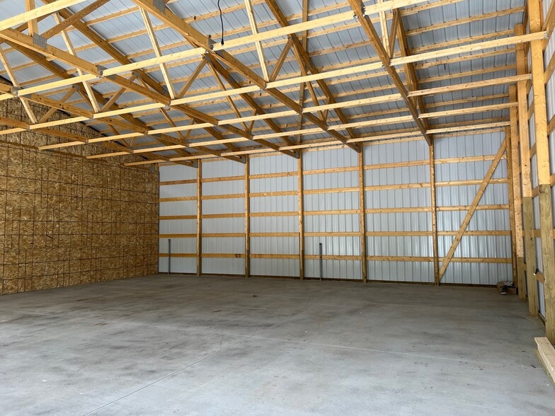 More Photos Of 1570 Macauley Ave, Rice Lake Warehouse For Sale