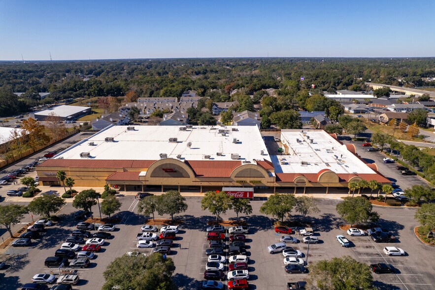 More Photos Of 6601 N Davis Hwy, Pensacola Unknown For Lease