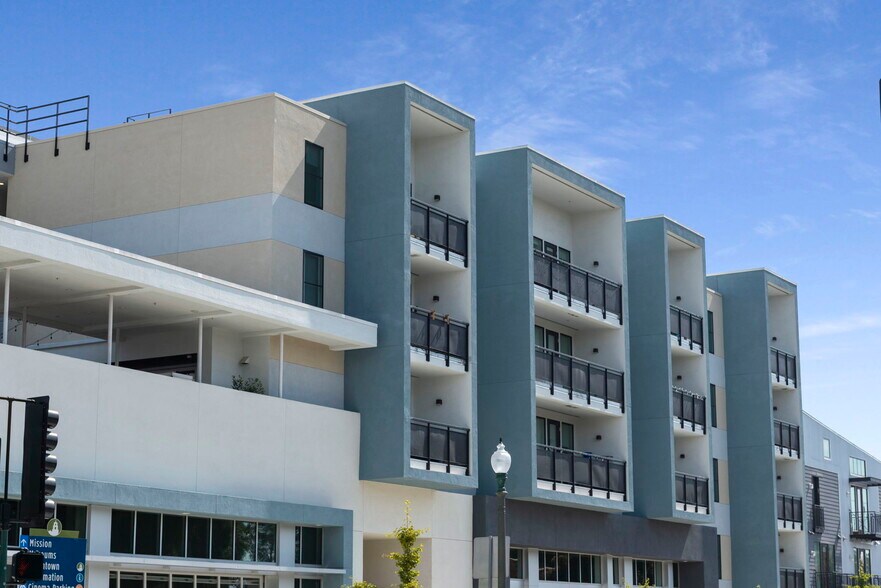 More Photos Of 160 S Ventura Ave, Ventura Apartments For Lease