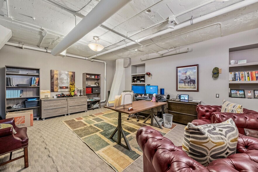 More Photos Of 2000 Arapahoe St, Denver Loft Creative Space For Lease