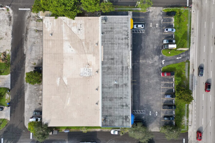 More Photos Of 1260 W Sunrise Blvd, Fort Lauderdale Freestanding For Sale