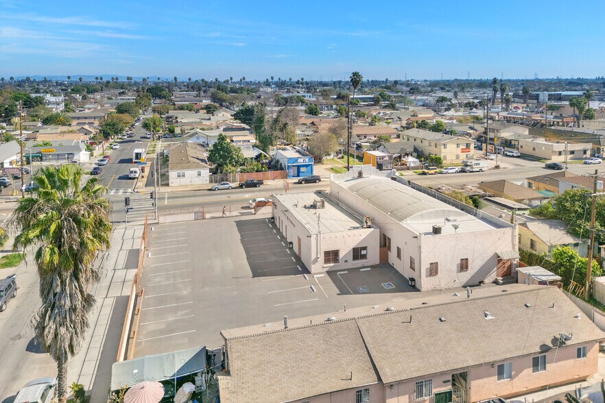 More Photos Of 8461 S San Pedro St, Los Angeles Religious Facility For Sale