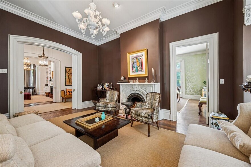 More Photos Of 21 Franklin Pl, Morristown Office For Sale