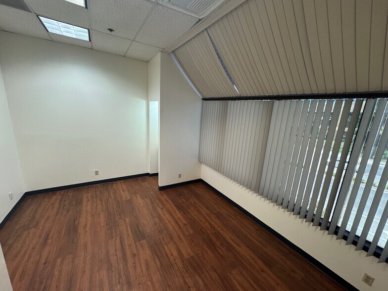 More Photos Of 200 N Harbor Blvd, Anaheim Medical For Lease