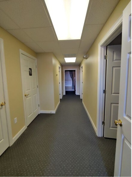 More Photos Of 1836 Eastchester Dr, High Point Office For Sale