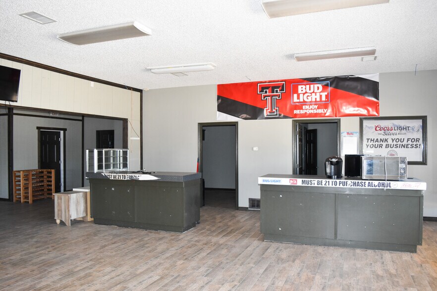 More Photos Of 429 Frankford Ave, Lubbock Freestanding For Lease