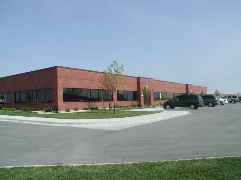 More Photos Of 4141 31st Ave S, Fargo Office For Lease