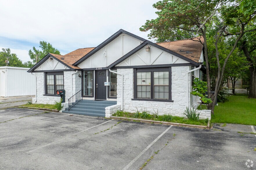 More Photos Of 3309 S Yale Ave, Tulsa Office Residential For Sale
