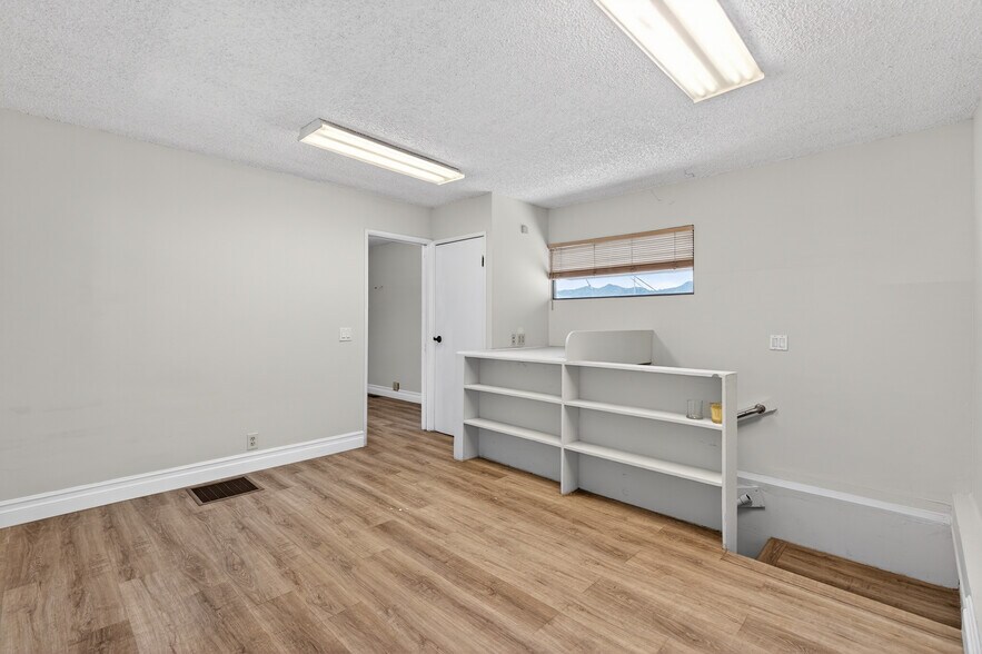 More Photos Of 6617 San Fernando Rd, Glendale Warehouse For Sale