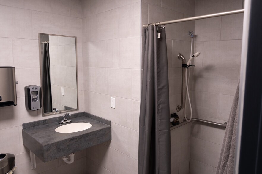 More Photos Of 221 W Webster Ave, Muskegon Medical For Sale