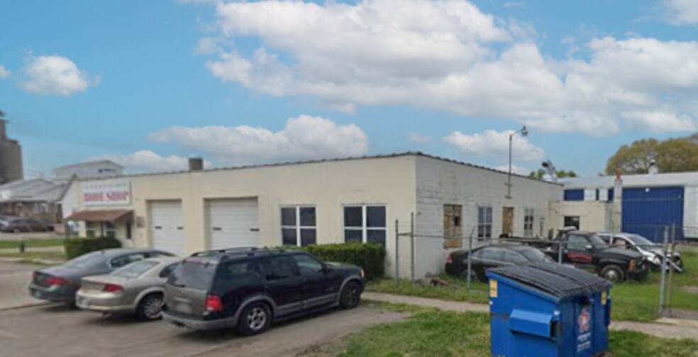More Photos Of 205 N Wood St, Chesaning Industrial For Sale