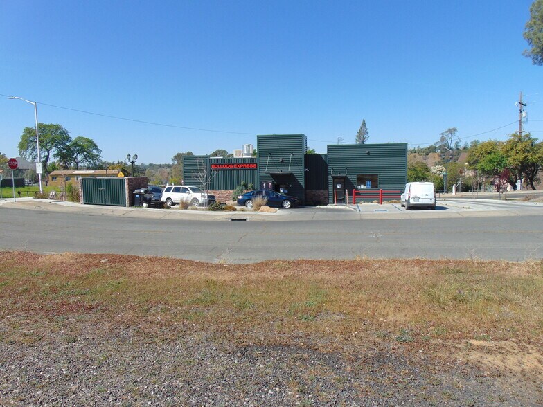 More Photos Of 1355 Washington Ave, Oroville Fast Food For Sale