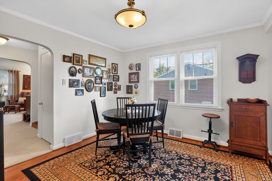 More Photos Of 3554-3556 Woodcrest Ave, Newtown Square Apartments For Sale