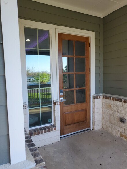 More Photos Of 212 E Broadway St, Prosper Office For Lease