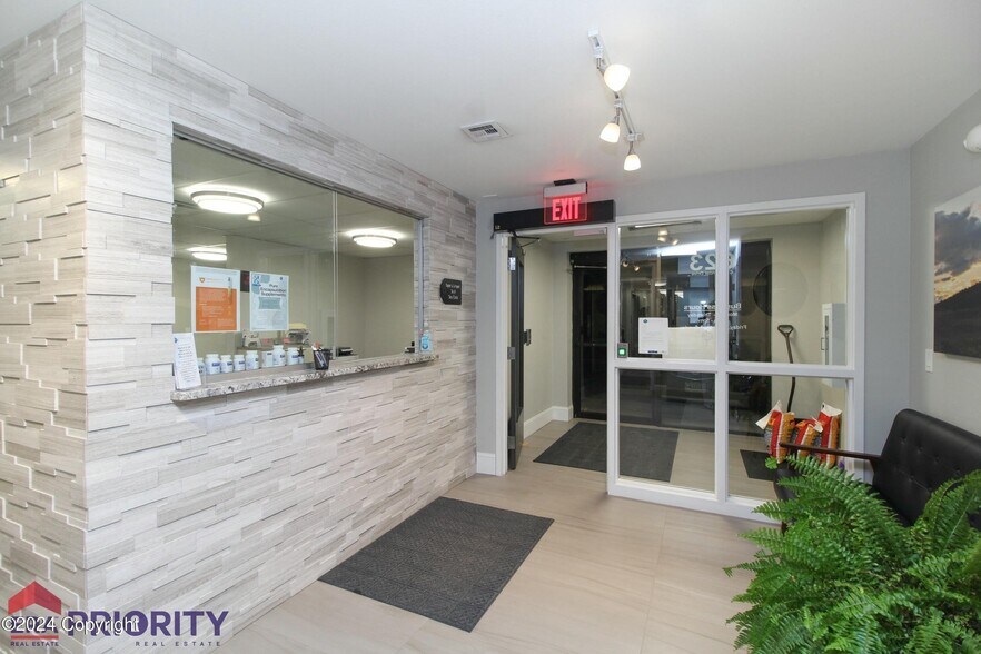 More Photos Of 623 N Commercial Dr, Gillette Office For Lease