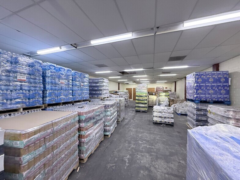 More Photos Of 2015 1st St, Selma Freestanding For Sale