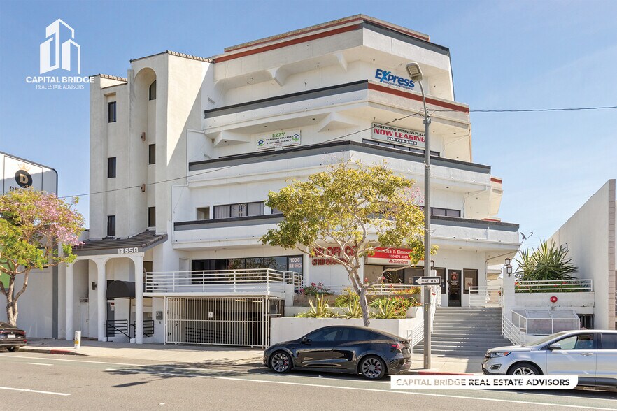 More Photos Of 13650 Hawthorne Blvd, Hawthorne Medical For Lease