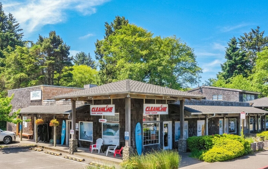 Primary Photo Of 171 Sunset Blvd, Cannon Beach Storefront Retail Residential For Sale