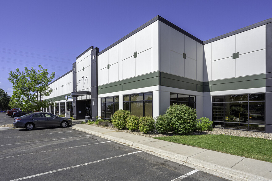 Primary Photo Of 3155 Chambers Rd, Aurora Flex For Lease