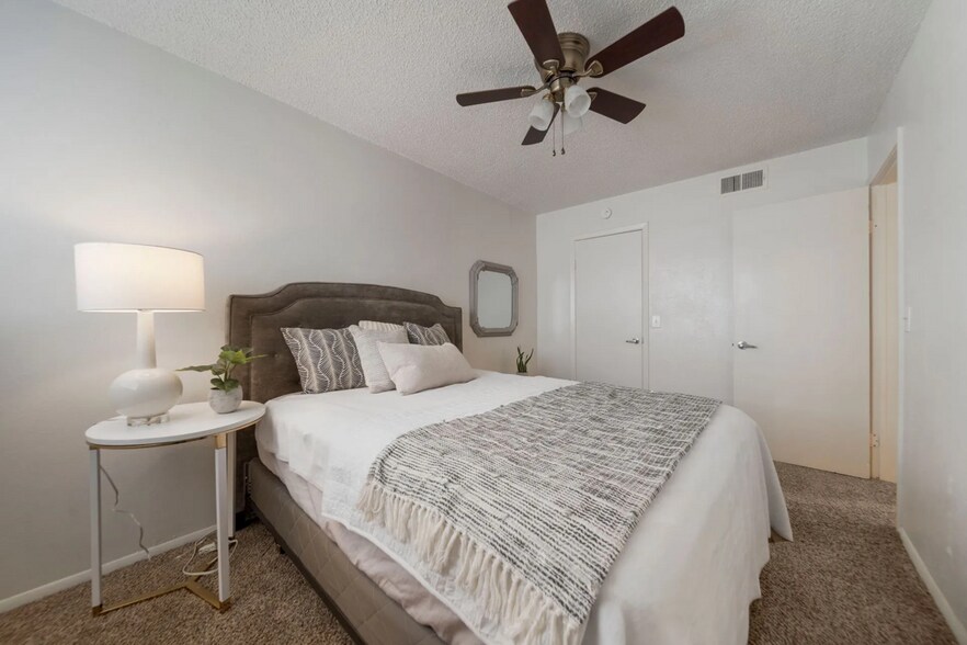 More Photos Of 1311 N Ash Pl, Owasso Apartments For Sale