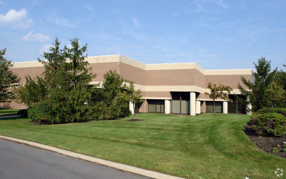 More Photos Of 1228 Forest Pky, West Deptford Distribution For Lease