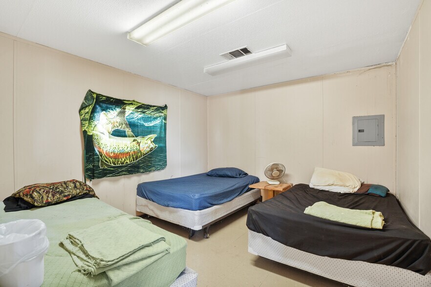 More Photos Of 298 State Highway 239, Kenedy Specialty For Sale