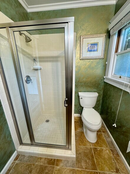 More Photos Of 807 N Van Ness Ave, Fresno Office Residential For Sale