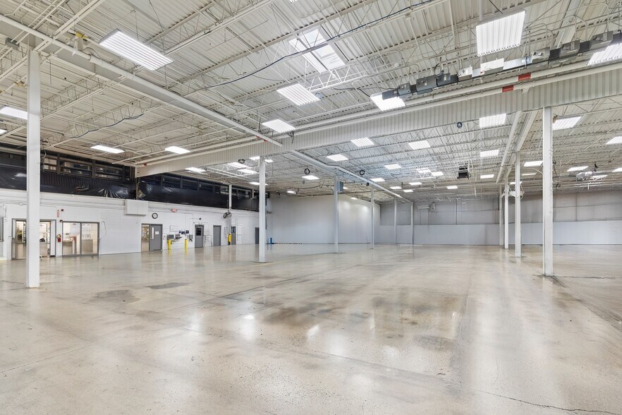 More Photos Of 2700 Product Dr, Rochester Hills Warehouse For Lease