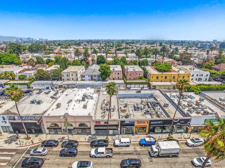 More Photos Of 416-424 N Fairfax Ave, Los Angeles Storefront For Lease