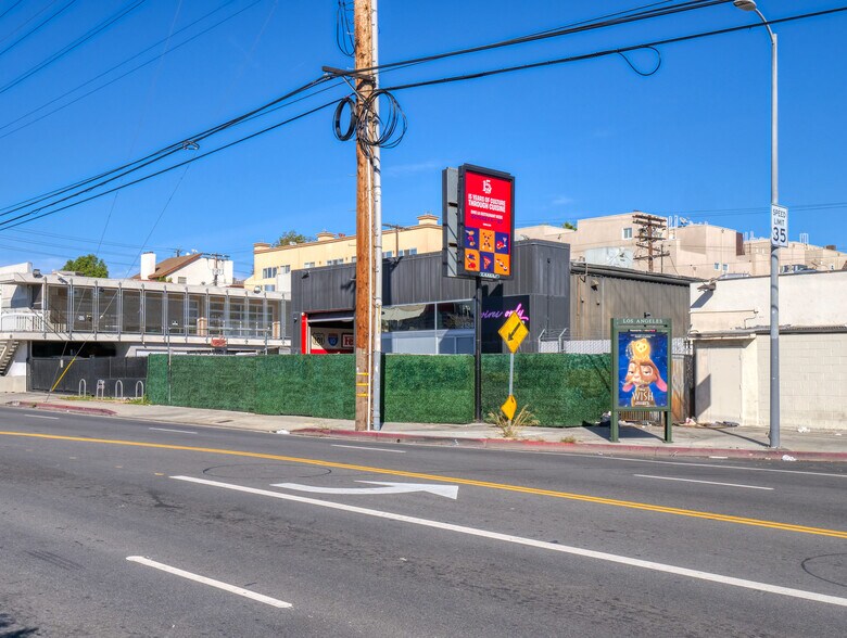 More Photos Of 2134 S Sepulveda Blvd, Los Angeles Showroom For Sale