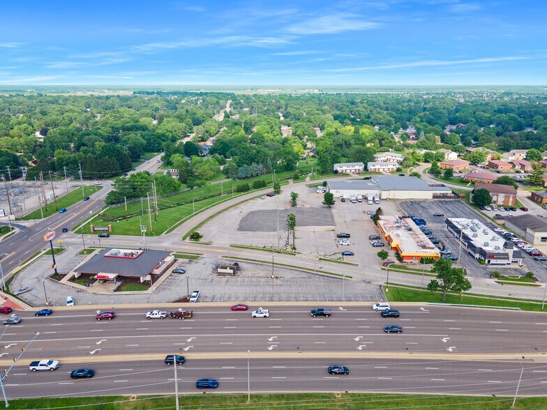 More Photos Of 704 S Eldorado Rd, Bloomington Land For Sale