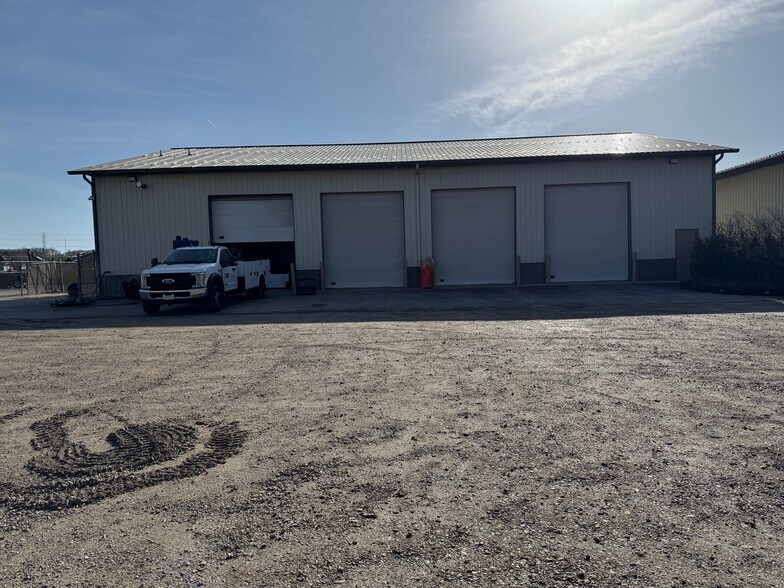 More Photos Of 2128 Gould Ct, Rockdale Warehouse For Sale