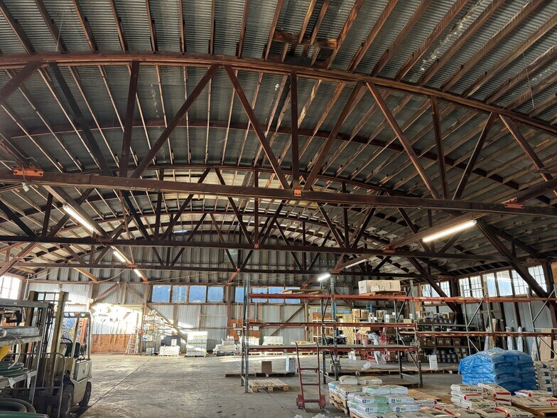 More Photos Of 11 E Abbey St, Winters Warehouse For Sale