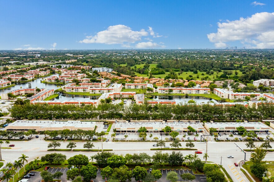 More Photos Of 2750-2784 N University Dr, Sunrise Unknown For Lease