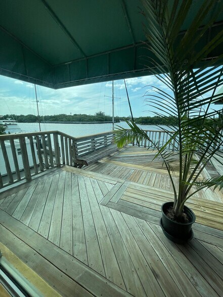 More Photos Of 1318 N Ocean Blvd, Hollywood Land For Sale