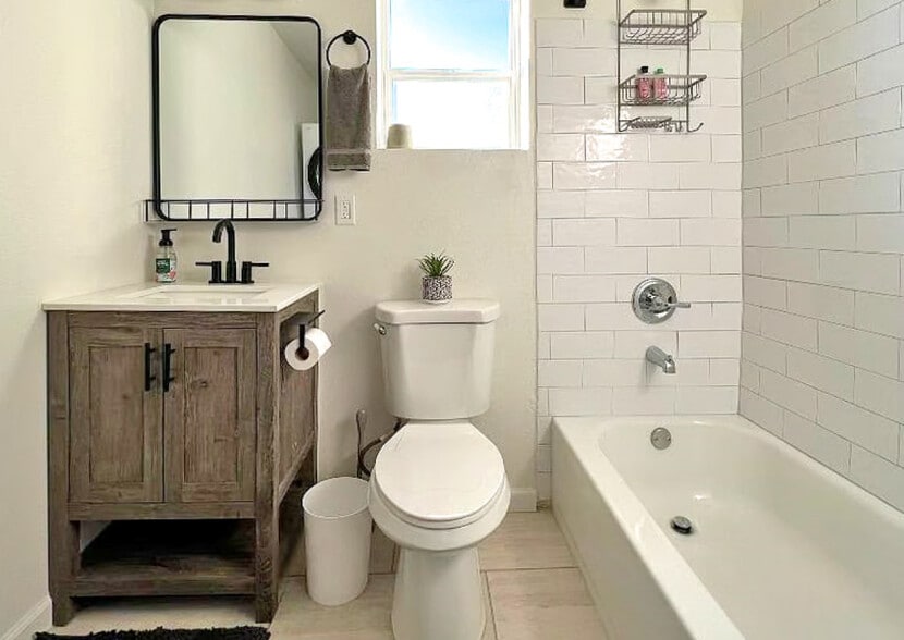 More Photos Of 511 Spruce St SE, Albuquerque Apartments For Sale