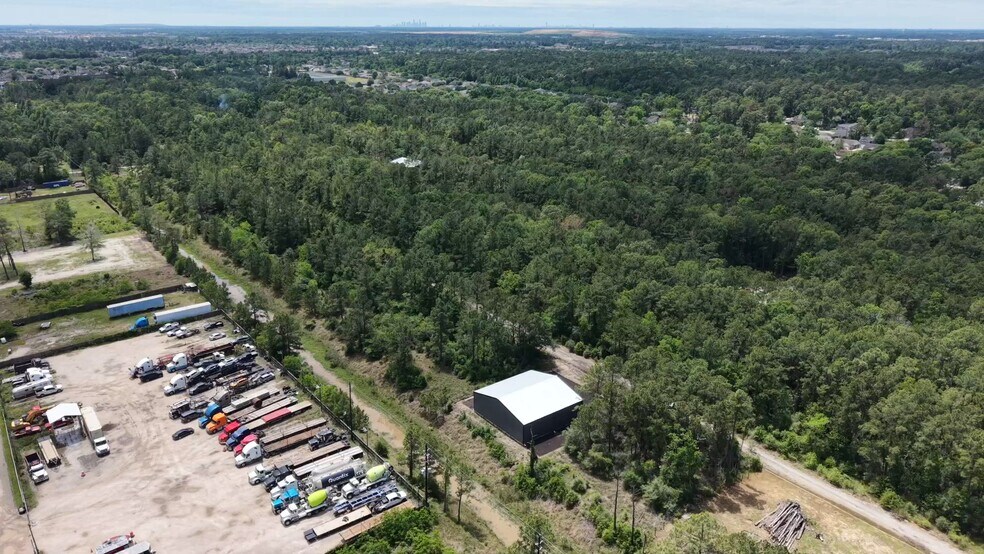 More Photos Of 18922 Caspian Dr, Humble Industrial For Sale
