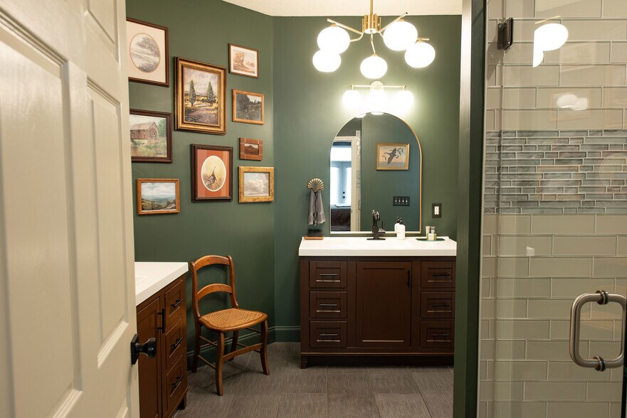 More Photos Of 477 W First St, Blue Ridge Hospitality For Sale