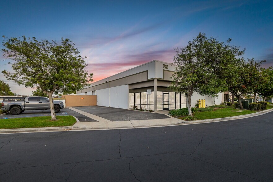 More Photos Of 859 Meridian St, Irwindale Warehouse For Sale