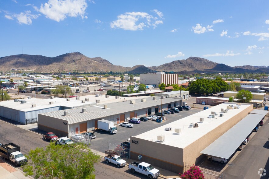 Primary Photo Of 9625-9629 N 21st Dr, Phoenix Warehouse For Lease