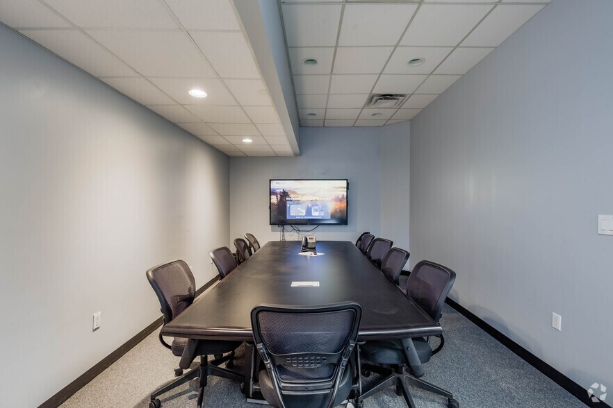 More Photos Of 5001 Baum Blvd, Pittsburgh Office For Lease