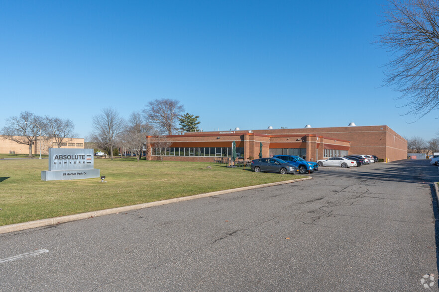 Primary Photo Of 19 Harbor Park Dr, Port Washington Warehouse For Lease