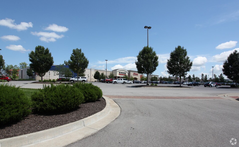 More Photos Of 5201 N Belt Hwy, Saint Joseph Unknown For Lease