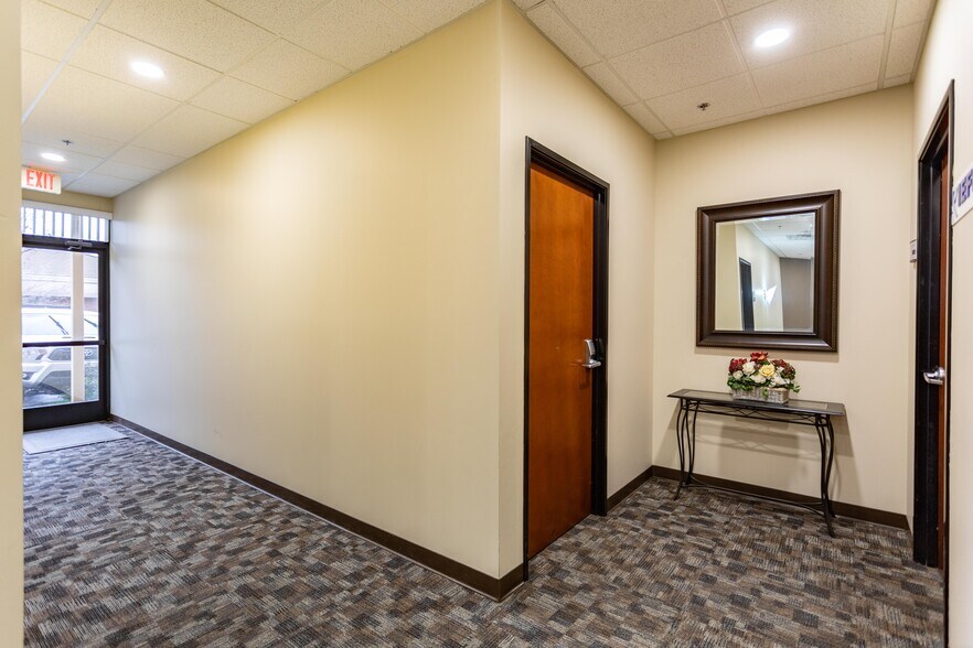 More Photos Of 13405 Folsom Blvd, Folsom Office For Lease