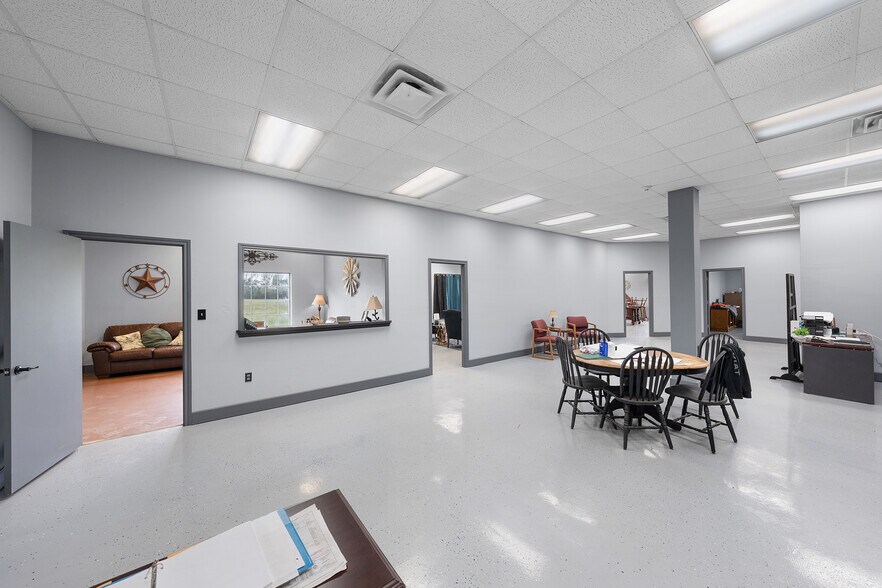 More Photos Of 14733 E State Hwy 11, Como Warehouse For Sale