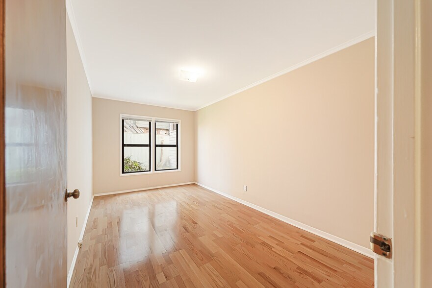 More Photos Of 5947-5949 Geary Blvd, San Francisco Apartments For Sale