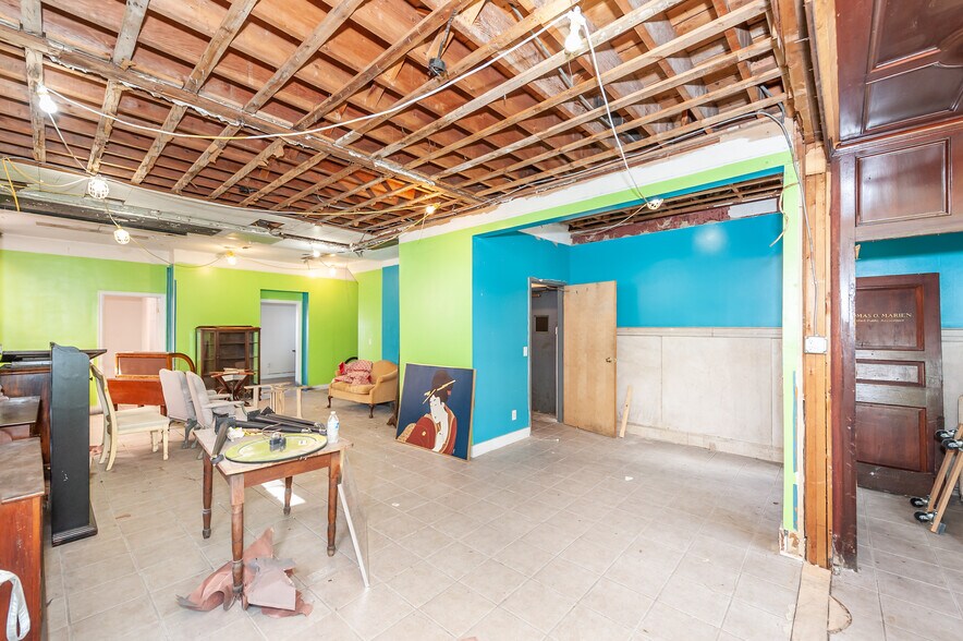 More Photos Of 71 Main St, Norwich Storefront Retail Office For Sale