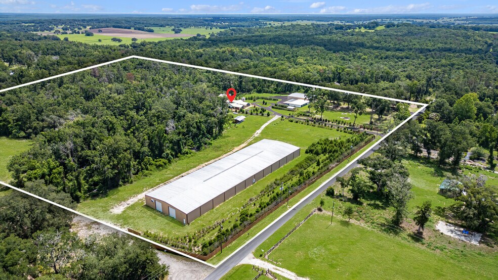 More Photos Of 27255 Hickory Hill Rd, Brooksville Specialty For Sale