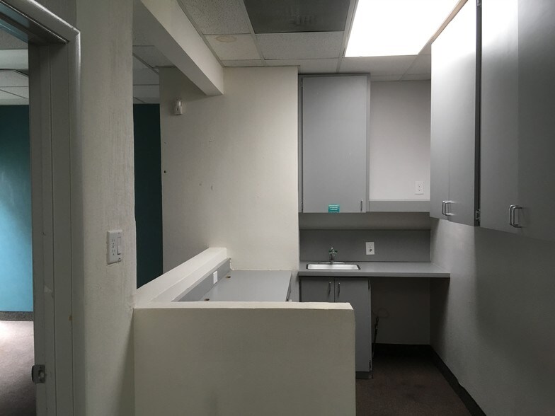 More Photos Of 3376 S Eastern Ave, Las Vegas Medical For Lease
